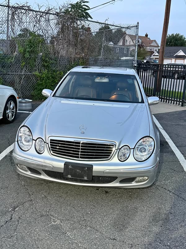 2006 Mercedes-Benz E-Class - E 350 Sedan 4D