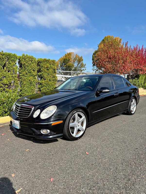 2009 Mercedes-Benz E-Class - E 350 4MATIC Sedan 4D