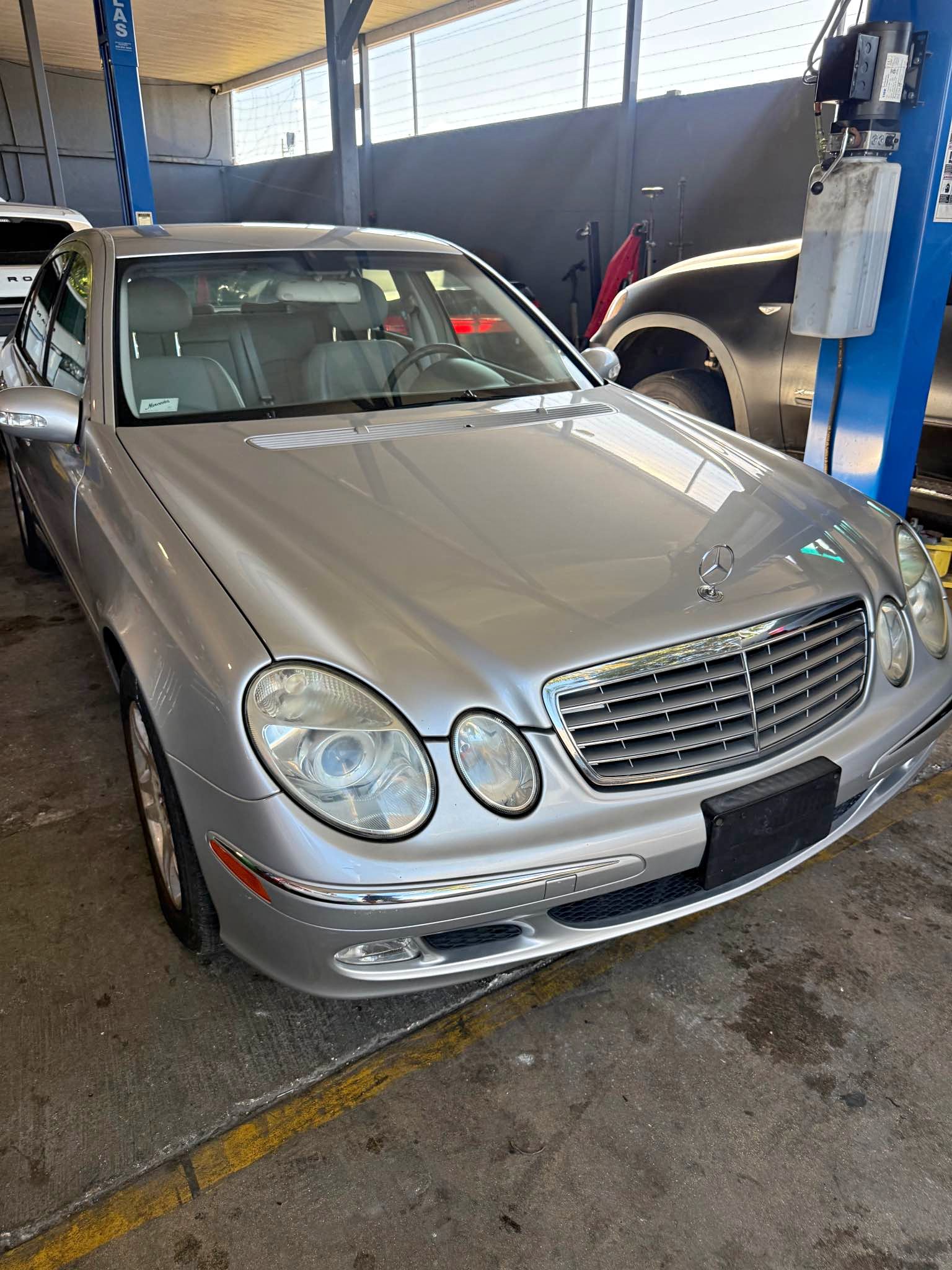 2005 Mercedes-Benz E-Class - E 320 4MATIC Sedan 4D