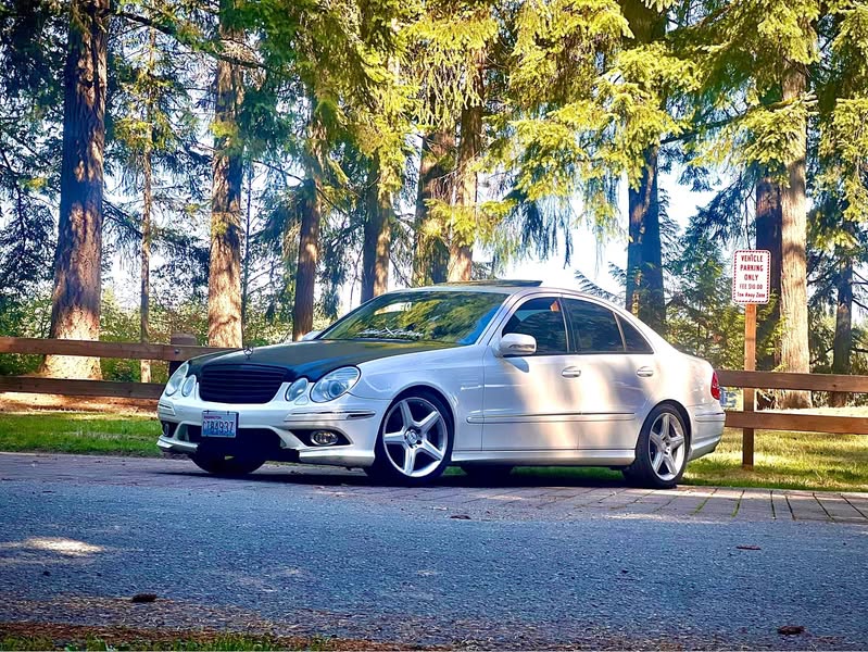 2009 Mercedes-Benz E-Class - E 350 4MATIC Sedan 4D