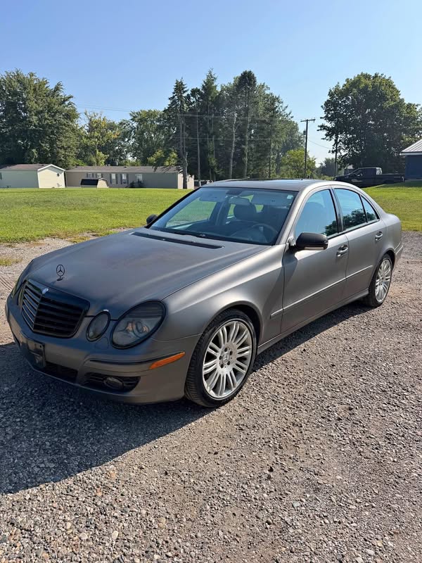 2007 Mercedes-Benz E-Class - E 350 4MATIC Sedan 4D