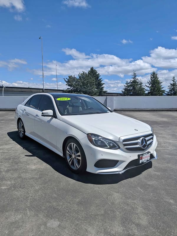 2014 Mercedes-Benz E-Class - E 250 BlueTEC 4MATIC Sedan 4D