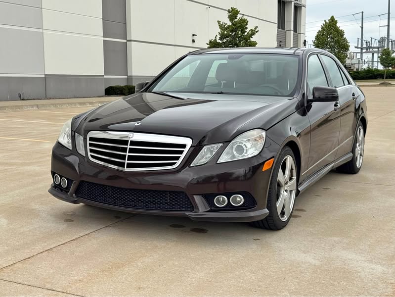2010 Mercedes-Benz E-Class - E 350 4MATIC Coupe 2D