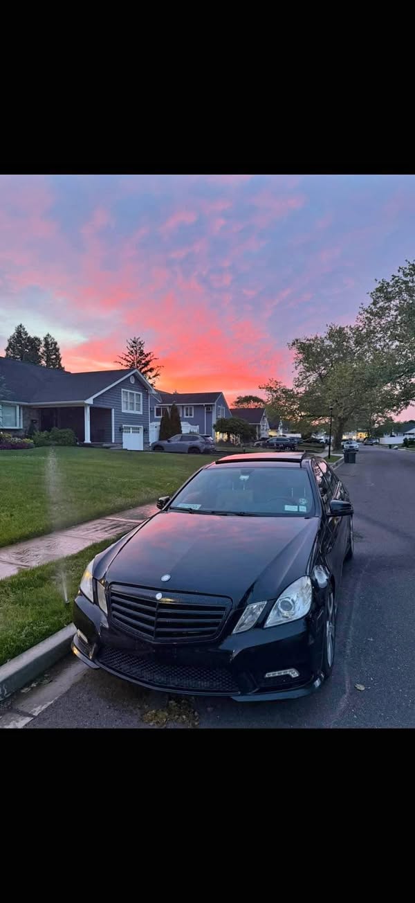 2011 Mercedes-Benz E-Class - E 350 4MATIC Sedan 4D