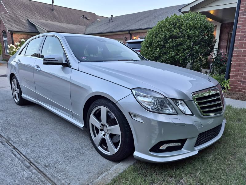 2010 Mercedes-Benz E-Class - E 350 4MATIC Sedan 4D