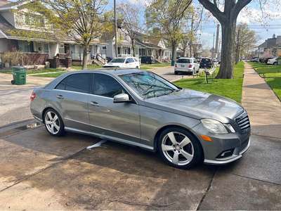 2011 Mercedes-Benz E-Class - E 350 4MATIC Sedan 4D