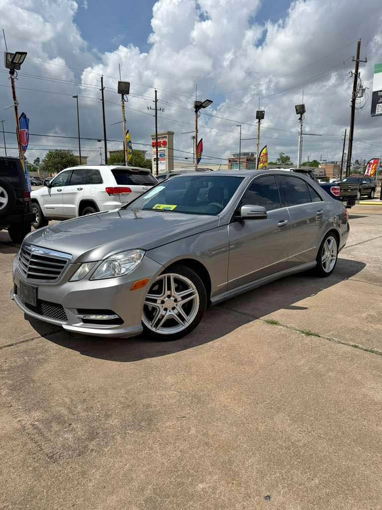 2013 Mercedes-Benz E-Class - E 350 4MATIC Sedan 4D