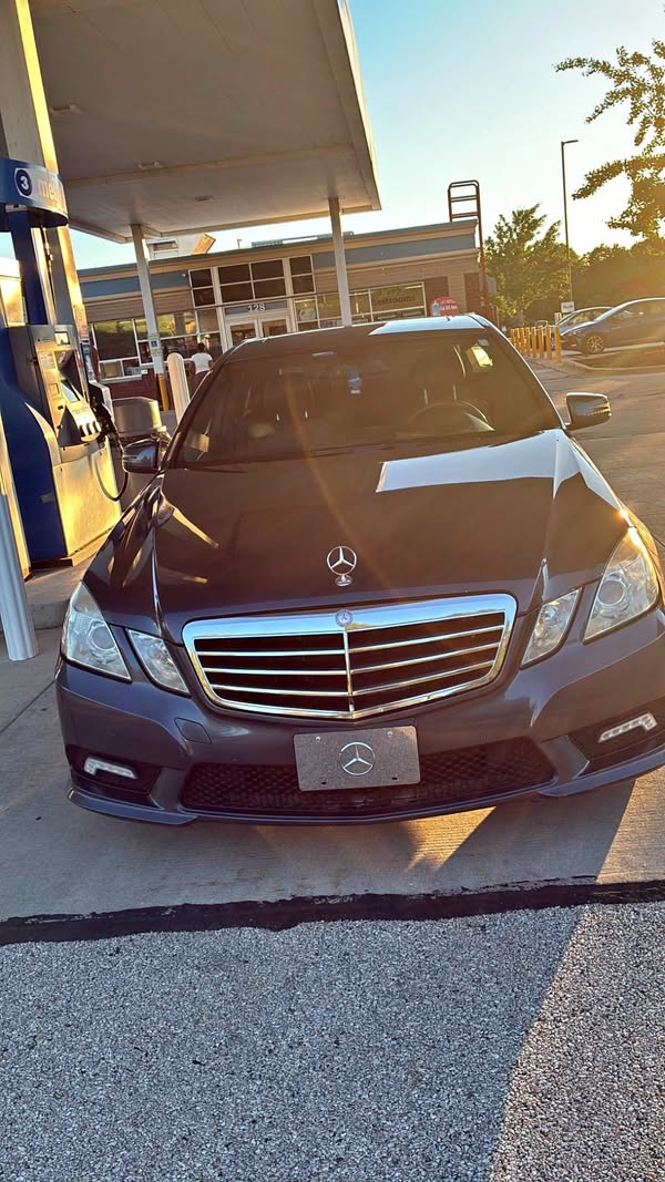 2011 Mercedes-Benz E-Class - E 350 4MATIC Sedan 4D