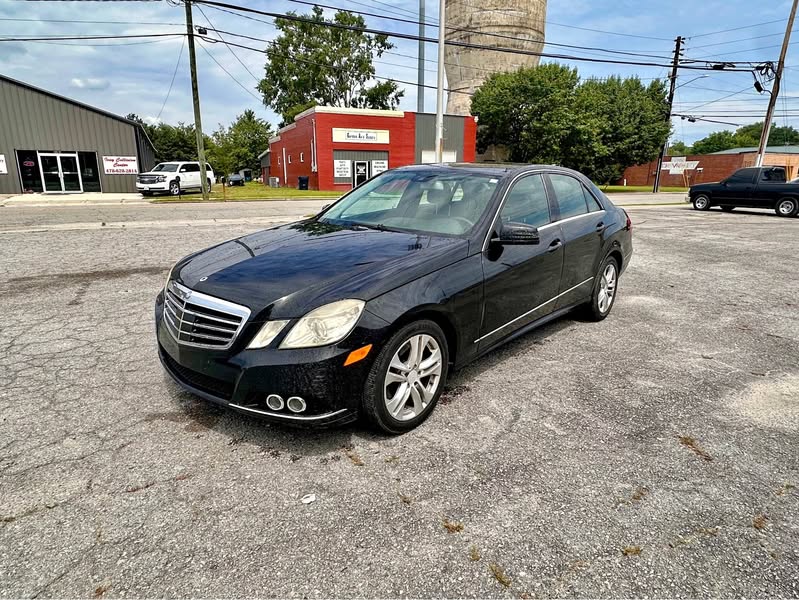 2010 Mercedes-Benz E-Class - E 350 4MATIC Sedan 4D