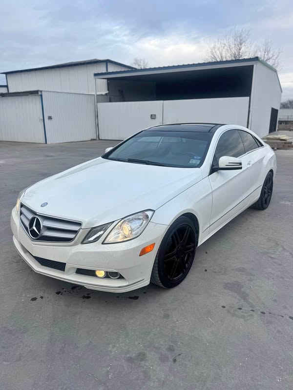 2010 Mercedes-Benz E-Class - E 350 4MATIC Coupe 2D