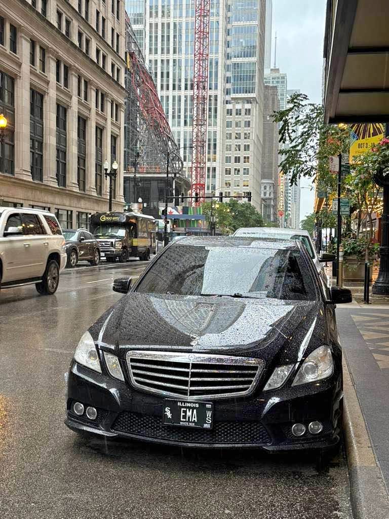 2010 Mercedes-Benz E-Class - E 350 4MATIC Sedan 4D