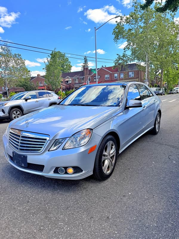 2010 Mercedes-Benz E-Class
