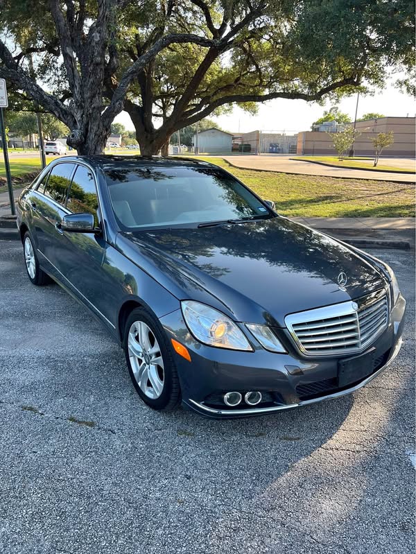 2011 Mercedes-Benz E-Class - E 350 Sedan 4D