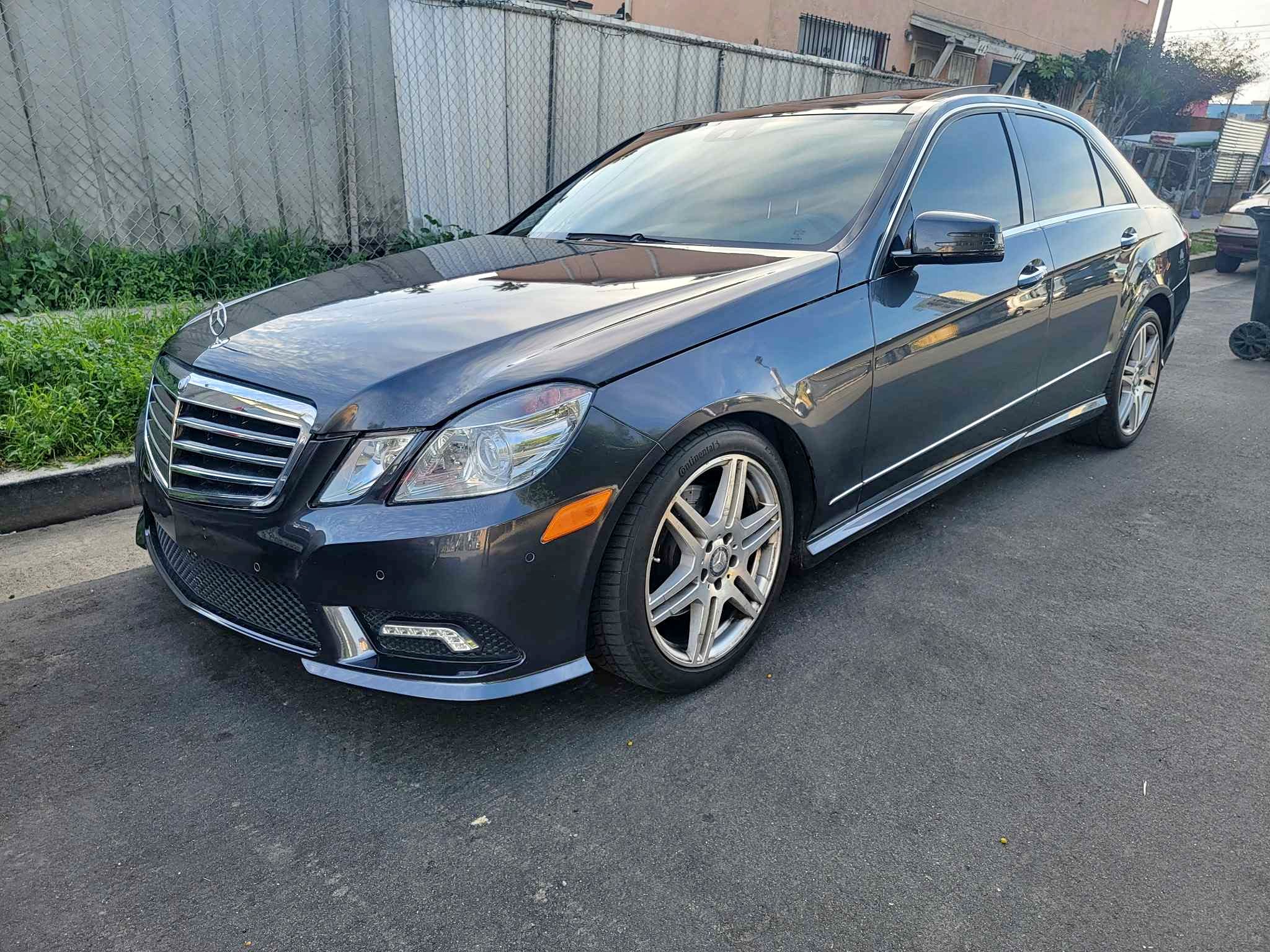 2010 Mercedes-Benz E-Class - E 350 4MATIC Sedan 4D