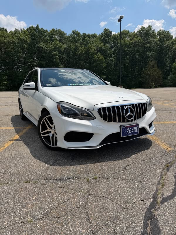 2016 Mercedes-Benz E-Class - E 400 4MATIC Sedan 4D