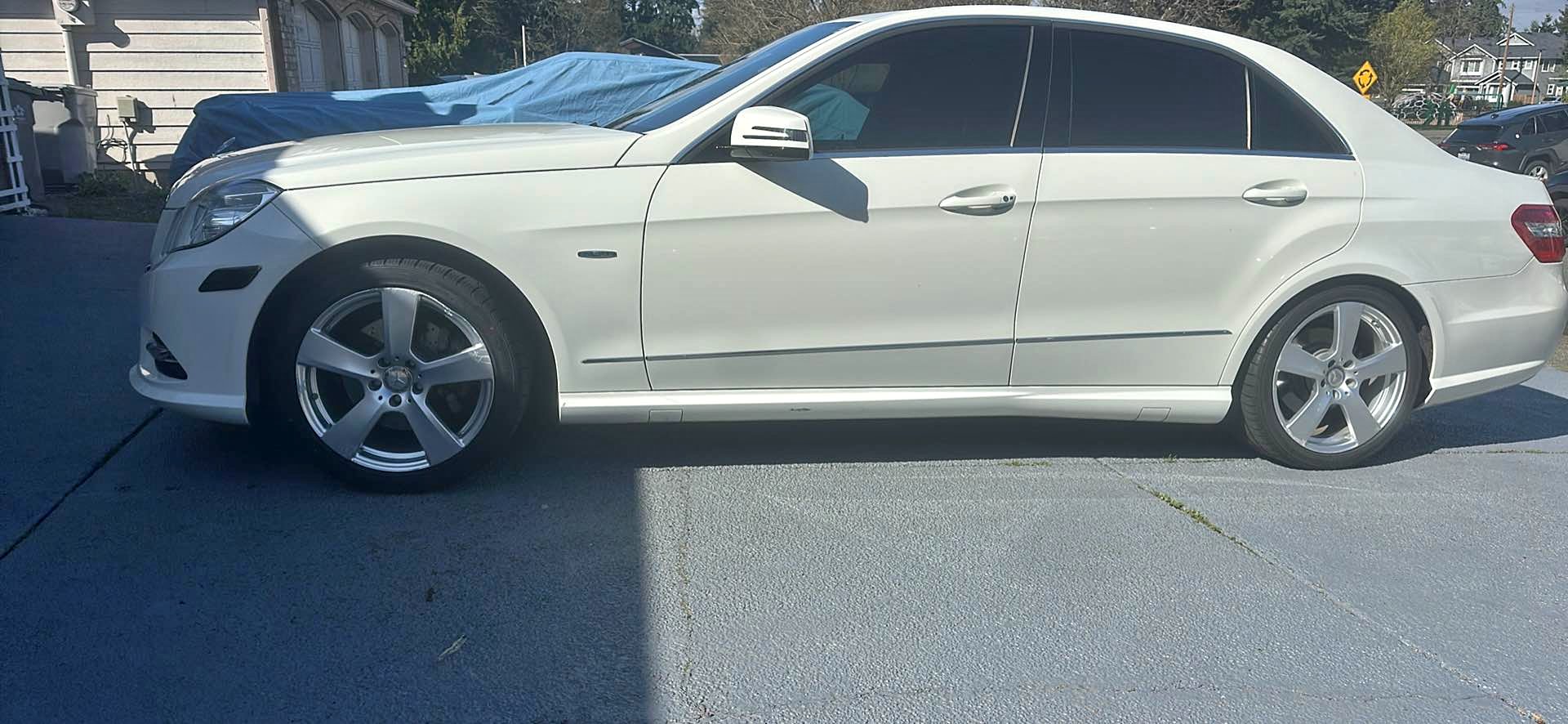 2012 Mercedes-Benz E-Class - E 350 4MATIC Sedan 4D