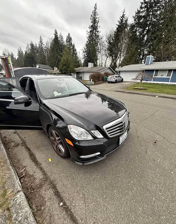 2013 Mercedes-Benz E-Class - E 350 4MATIC Sedan 4D