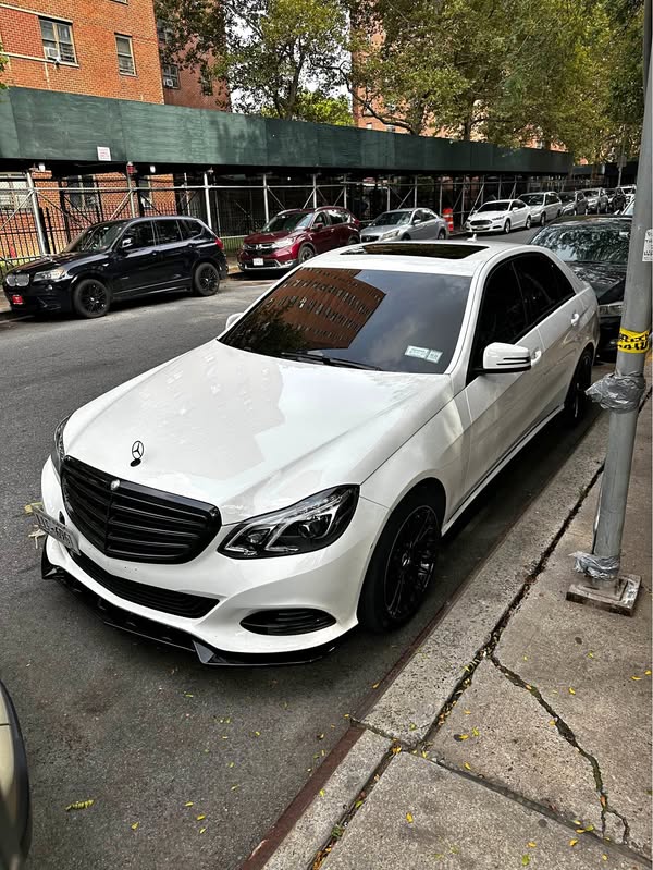 2014 Mercedes-Benz E-Class - E 350 4MATIC Sedan 4D