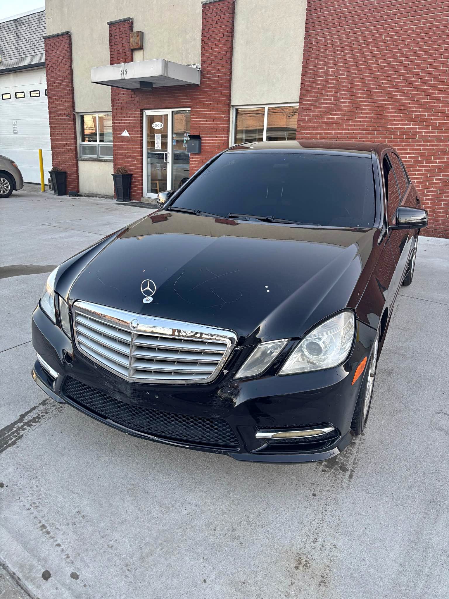 2013 Mercedes-Benz E-Class - E 350 4MATIC Sedan 4D