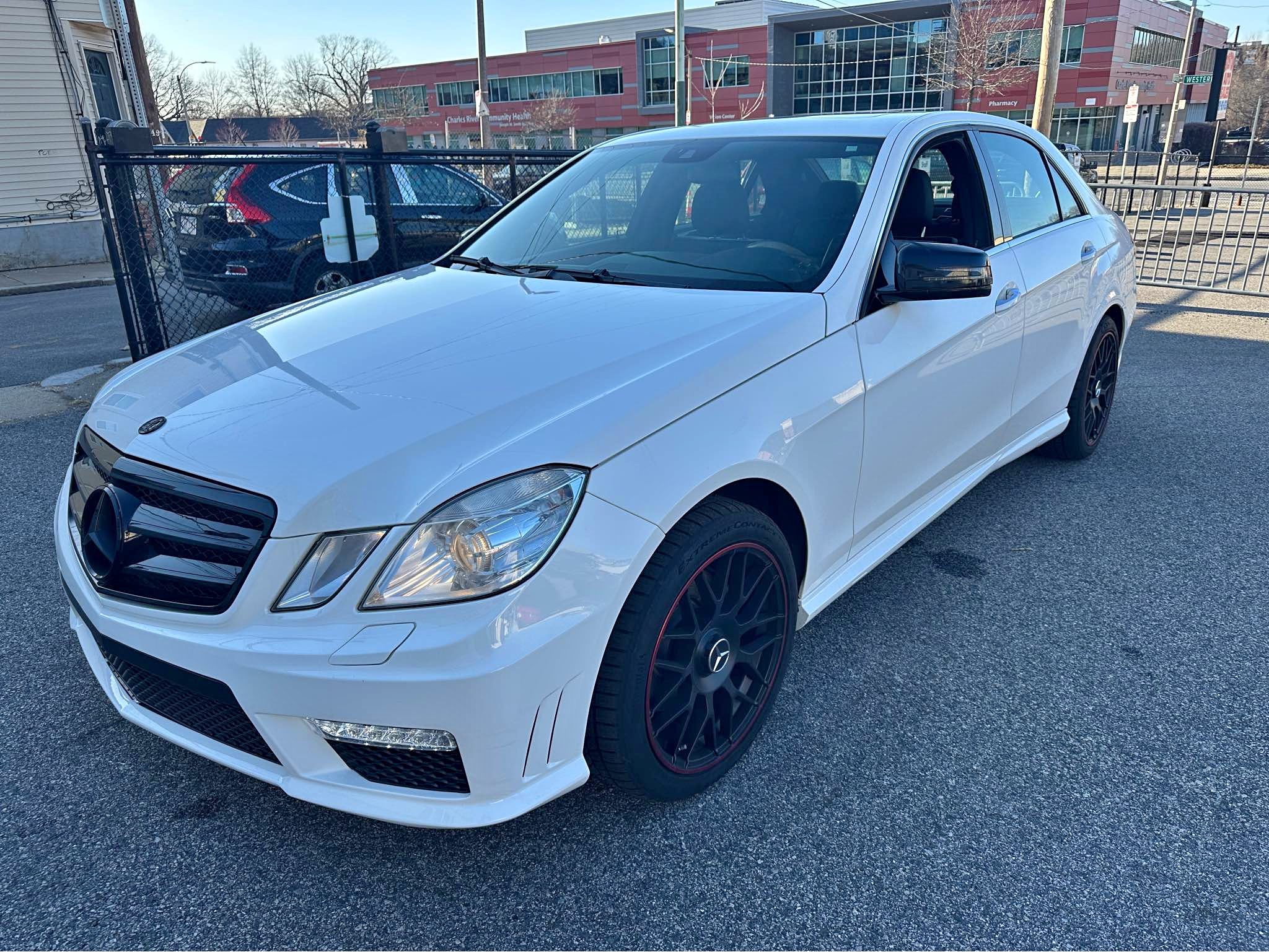 2013 Mercedes-Benz E-Class - E 350 4MATIC Sedan 4D