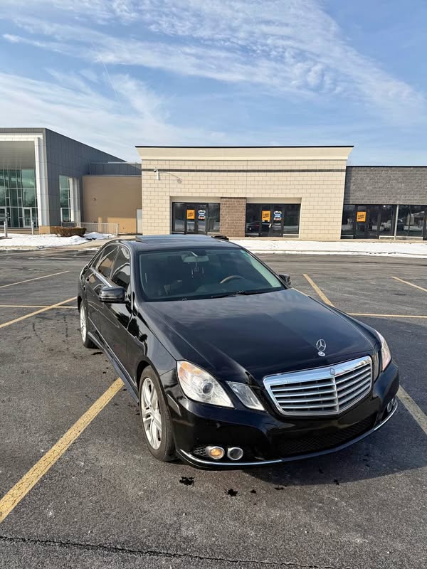 2011 Mercedes-Benz E-Class - E 350 4MATIC Sedan 4D
