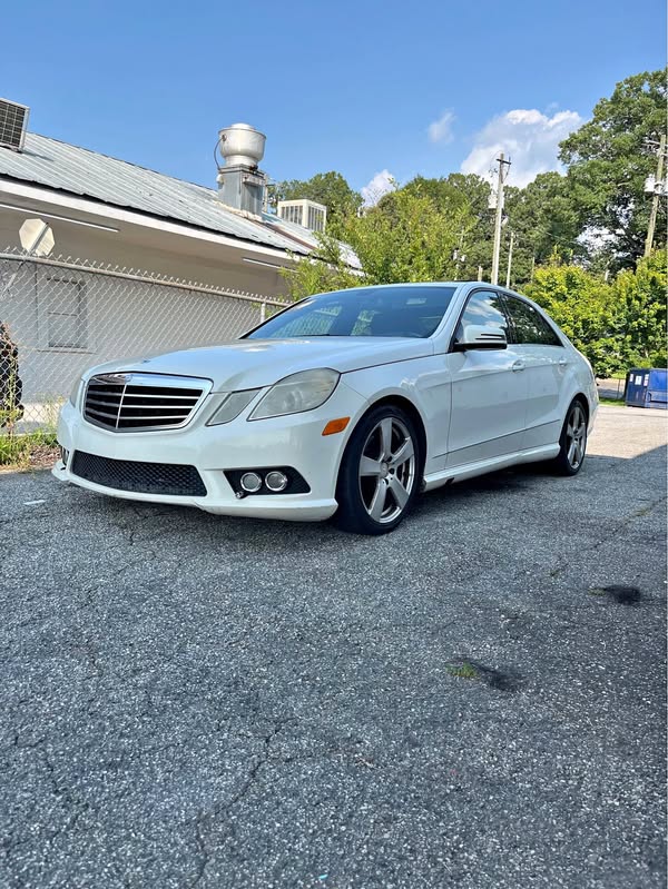 2010 Mercedes-Benz E-Class - E 350 Sedan 4D