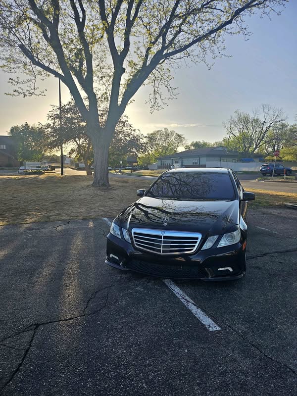 2010 Mercedes-Benz E-Class - E 550 Sedan 4D