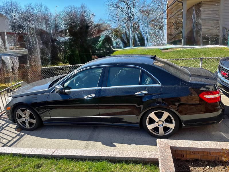2013 Mercedes-Benz E-Class - E 350 4MATIC Sedan 4D