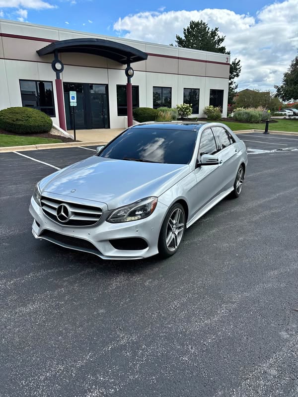 2014 Mercedes-Benz E-Class - E 550 4MATIC Sedan 4D