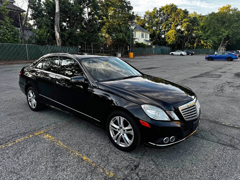 2011 Mercedes-Benz E-Class E 350 Sedan 4D