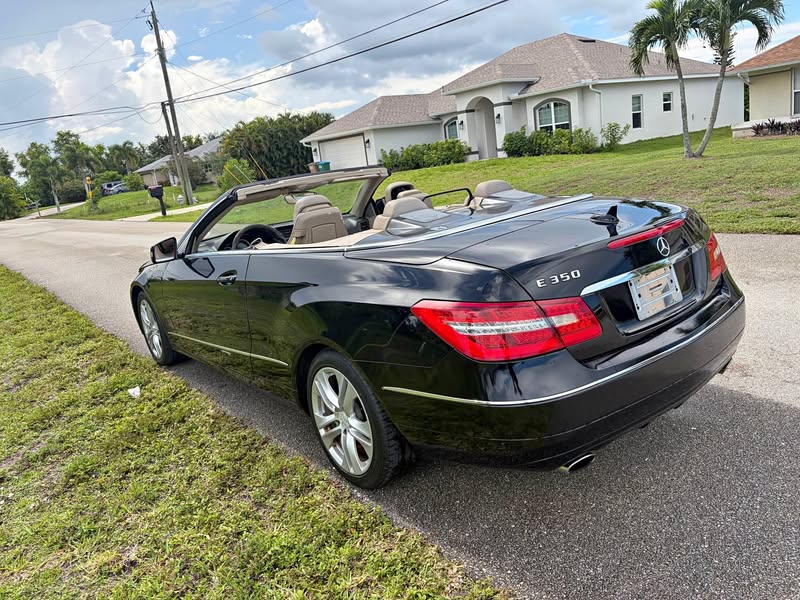 2011 Mercedes-Benz E-Class - E 350 Cabriolet 2D