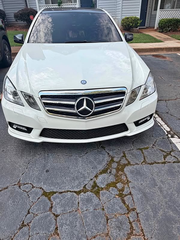 2010 Mercedes-Benz E-Class - E 350 4MATIC Sedan 4D