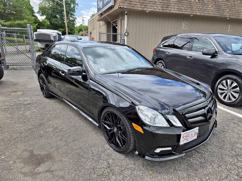 2011 Mercedes-Benz E-Class - E 350 BlueTEC Sedan 4D