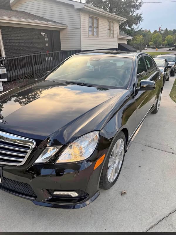 2012 Mercedes-Benz E-Class - E 350 4MATIC Sedan 4D