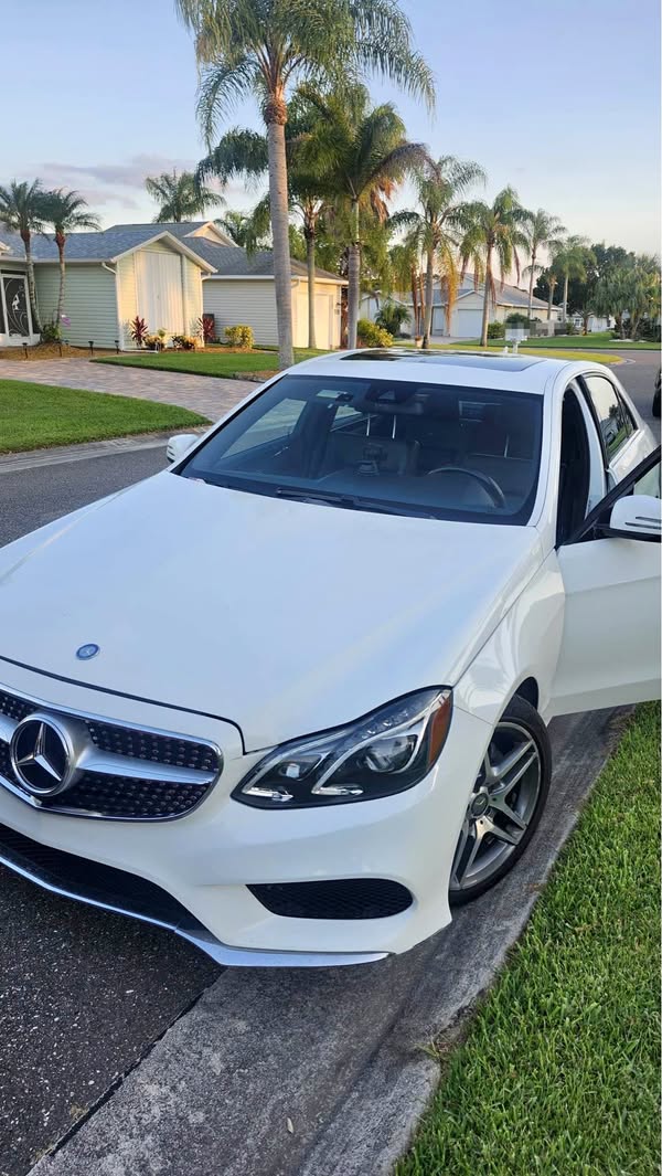 2016 Mercedes-Benz E-Class - E 350 4MATIC Sedan 4D