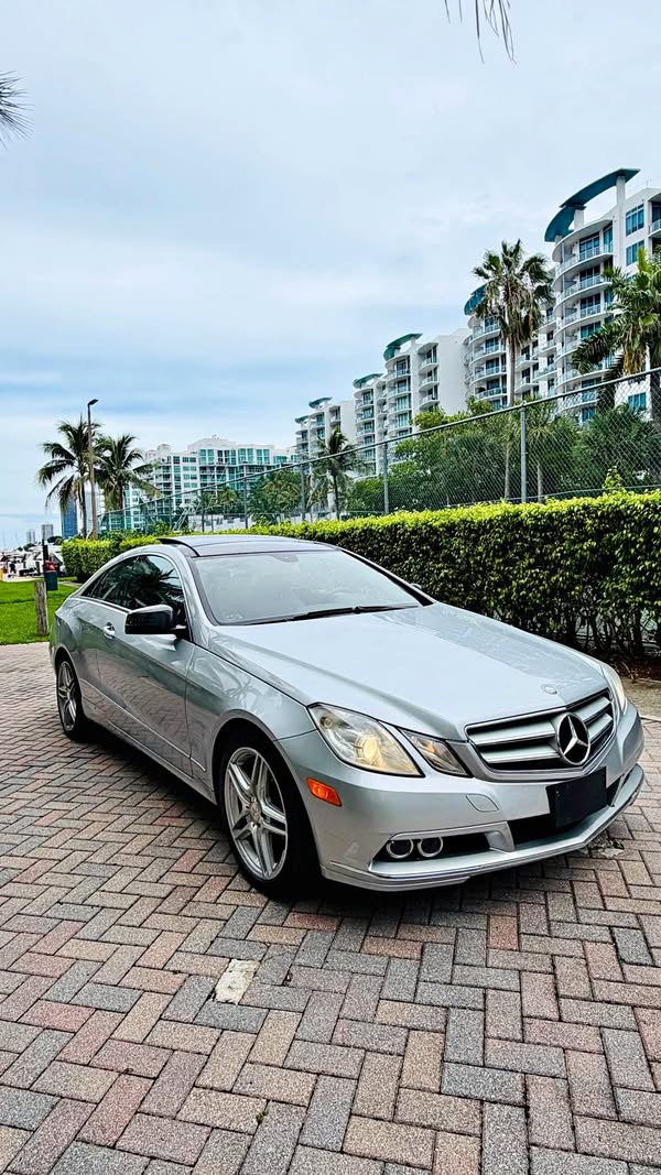 2011 Mercedes-Benz E-Class - E 350 Coupe 2D