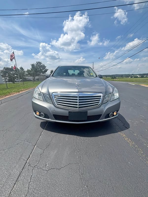 2011 Mercedes-Benz E-Class - E 350 4MATIC Sedan 4D