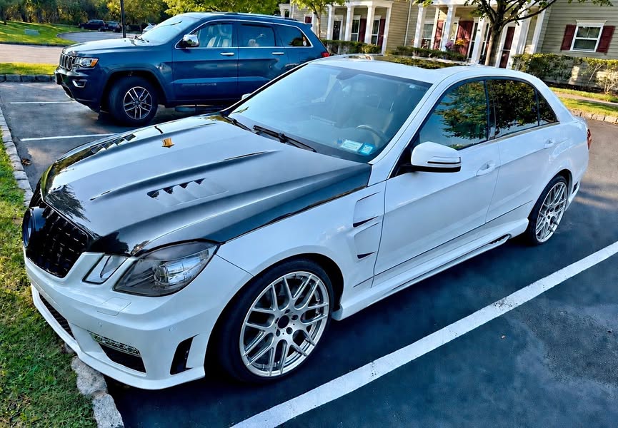 2010 Mercedes-Benz E-Class - E350 4matic