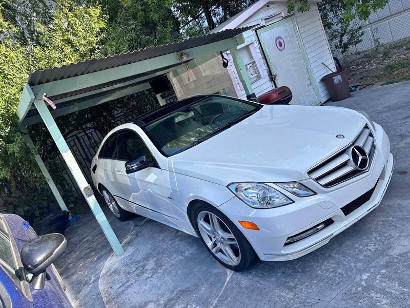 2012 Mercedes-Benz E-Class - E 350 4MATIC Coupe 2D