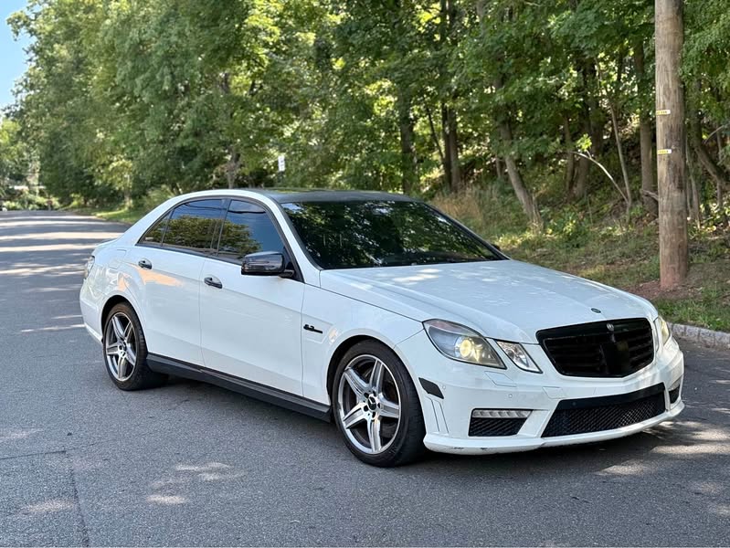 2010 Mercedes-Benz Mercedes-AMG E-Class - E 63 S AMG Sedan 4D