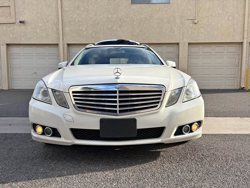 2011 Mercedes-Benz E-Class - E 350 4MATIC Wagon 4D