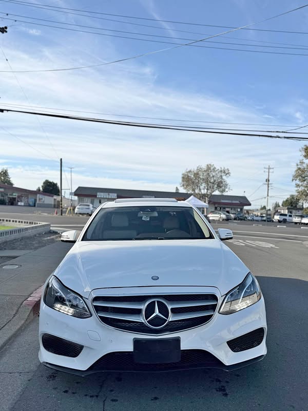 2016 Mercedes-Benz E-Class - E 350 4MATIC Sedan 4D