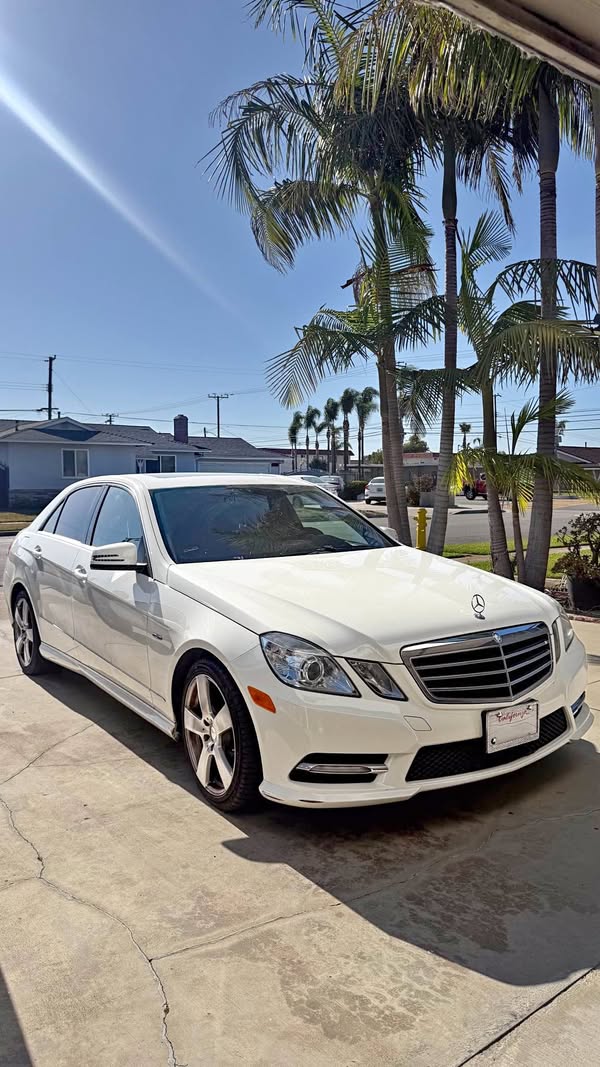 2012 Mercedes-Benz E-Class - E 350 BlueTEC Sedan 4D