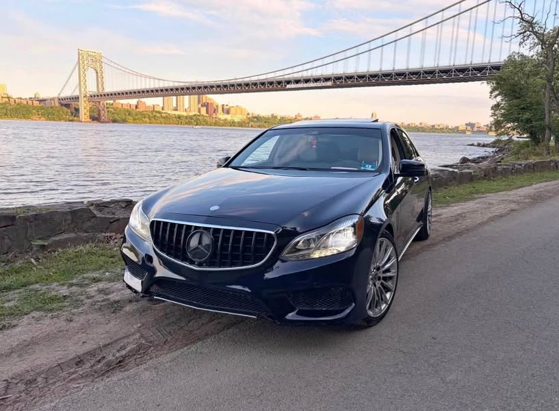 2016 Mercedes-Benz E-Class - E 350 4MATIC Sedan 4D