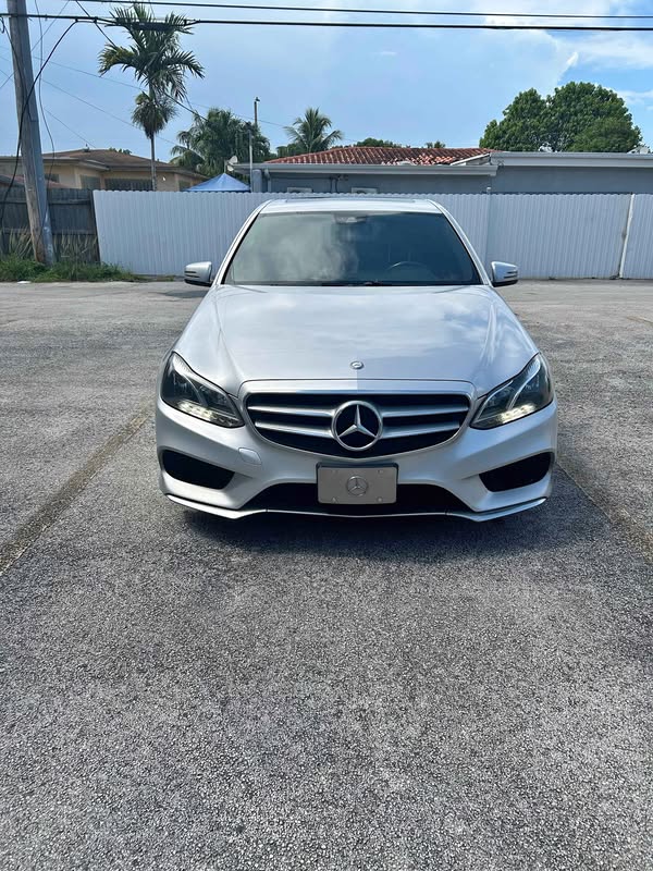 2014 Mercedes-Benz E-Class - E 350 Sedan 4D