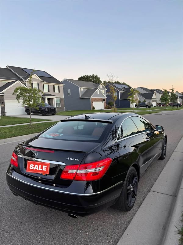 2013 Mercedes-Benz E-Class - E 350 4MATIC Coupe 2D