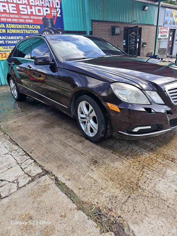 2010 Mercedes-Benz E-Class - E 350 4MATIC Sedan 4D