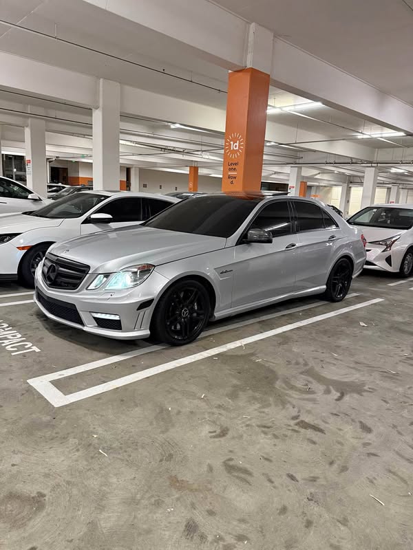 2010 Mercedes-Benz Mercedes-AMG E-Class