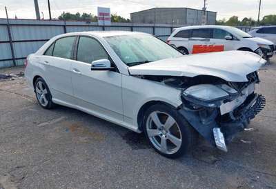 2010 Mercedes-Benz E-Class - E 300 Sedan 4D