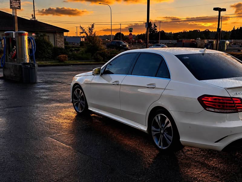 2014 Mercedes-Benz E-Class - E 350 4MATIC Sedan 4D